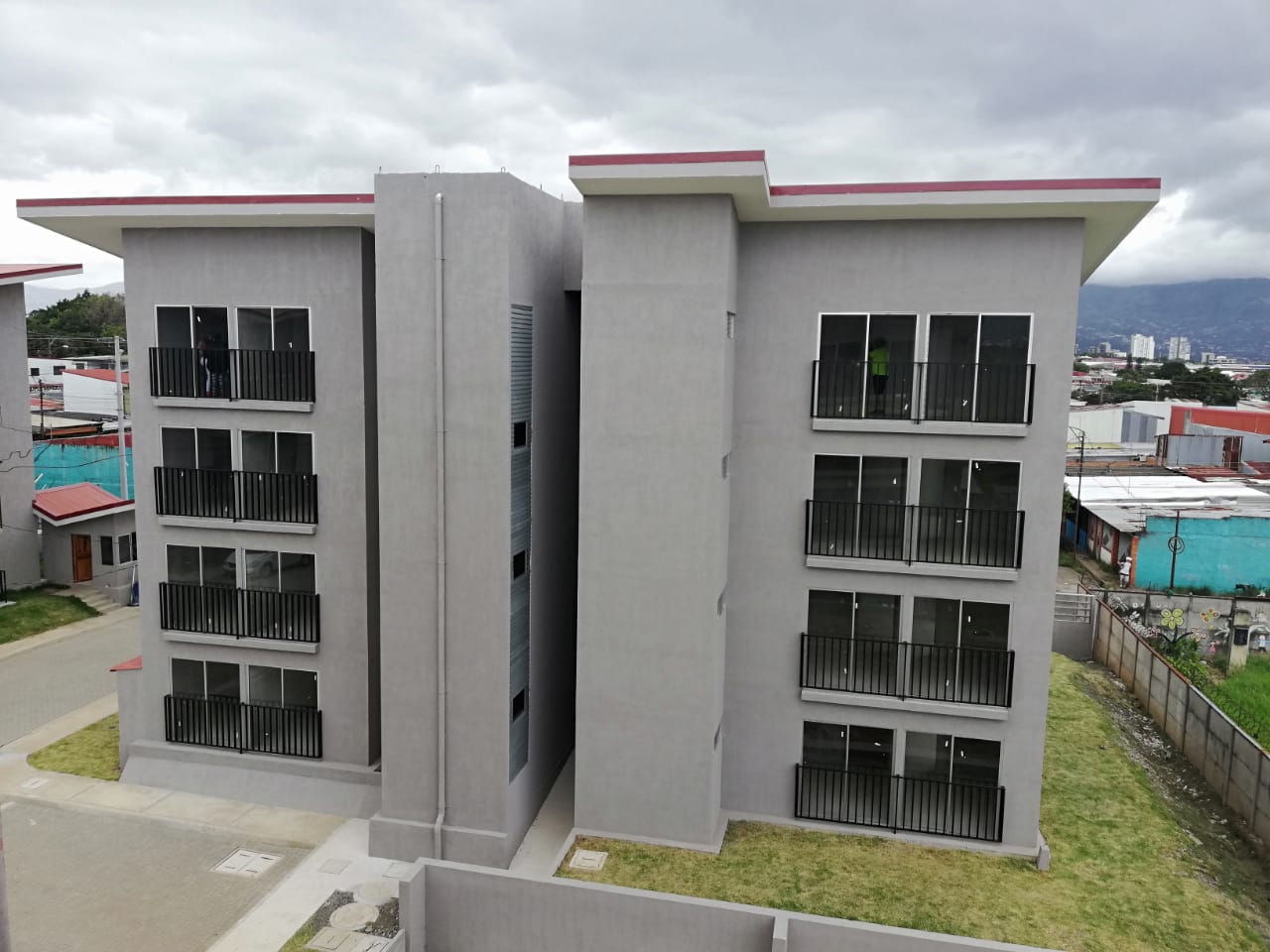 En Grupo Mutual colaboramos para que las familias costarricenses cuenten con un techo digno.